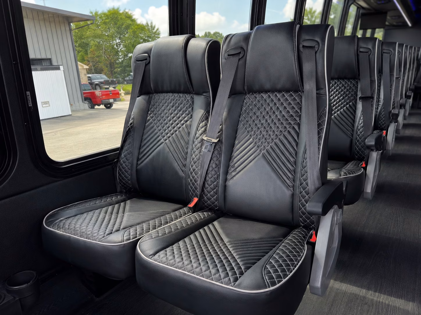 bay area game day bus rentals for vacaville sports fans