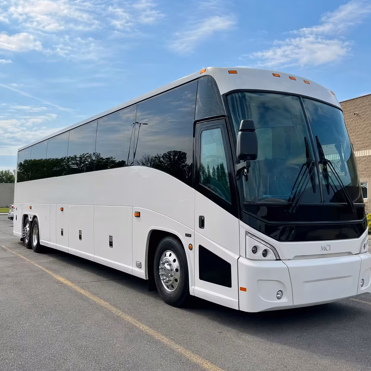 one vacaville concert shuttle bus for your whole group