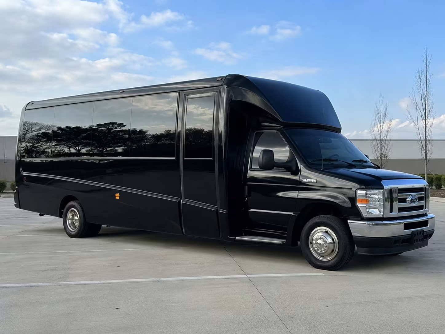prom minibus rentals in vacaville for smaller groups