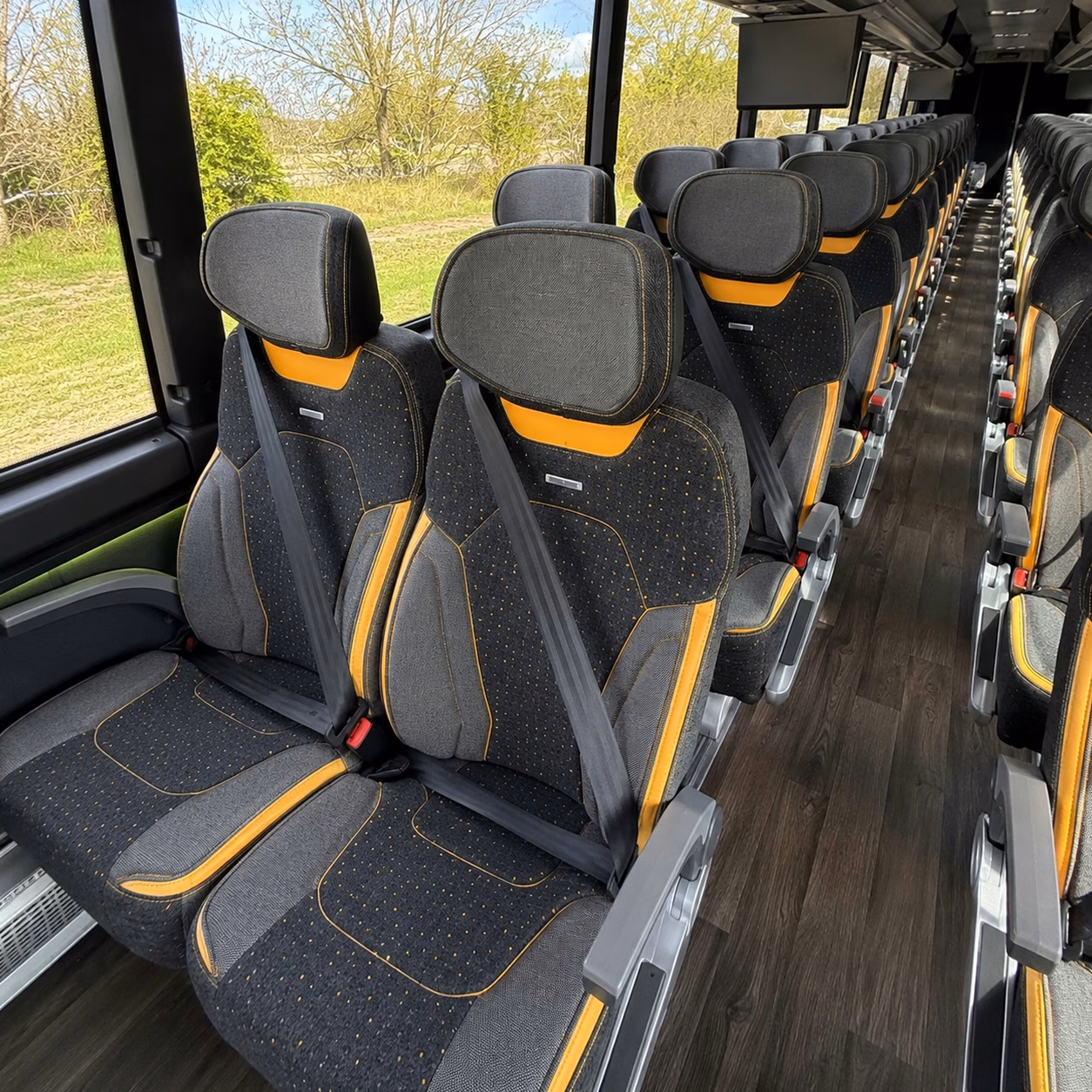 vacaville charter bus rentals for school field trips