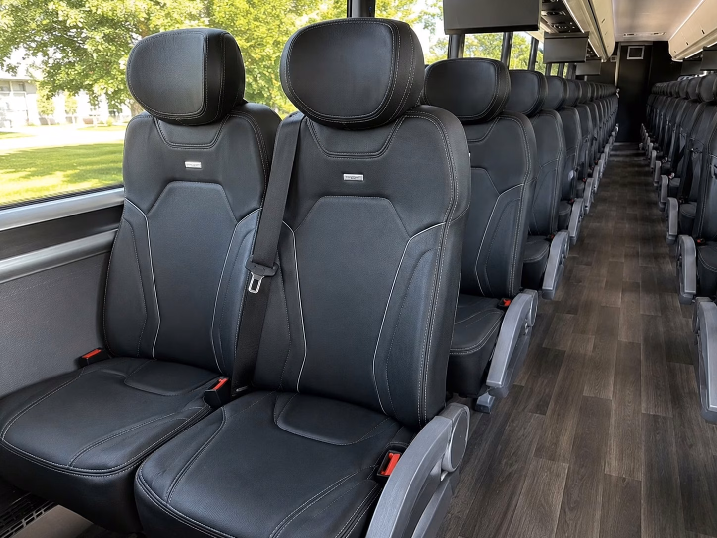 vacaville wedding shuttle buses for hotels and reception venues